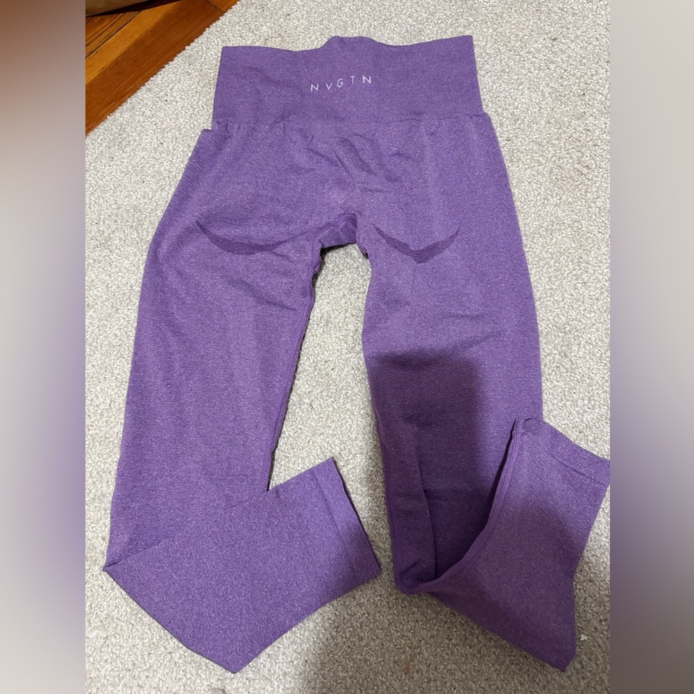 NVGTN violet curve leggings - Picture 3 of 3